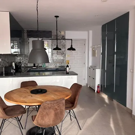 Διαμέρισμα Paradise Sea View