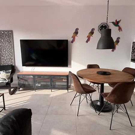 Paradise Sea View Διαμέρισμα *